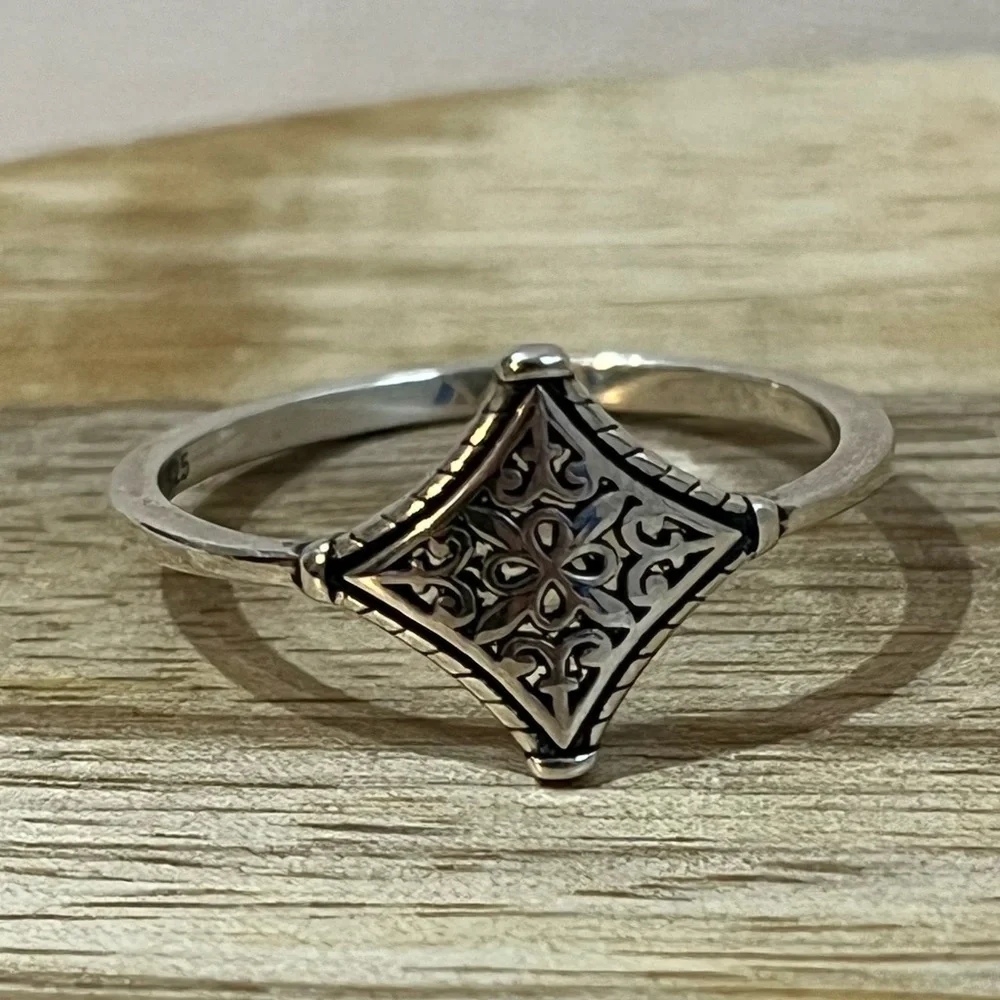 SOLID 925 STERLING SILVER BALI STYLE RING SIZE 8.5 DAINTY MINIMAL - Picture 4 of 8